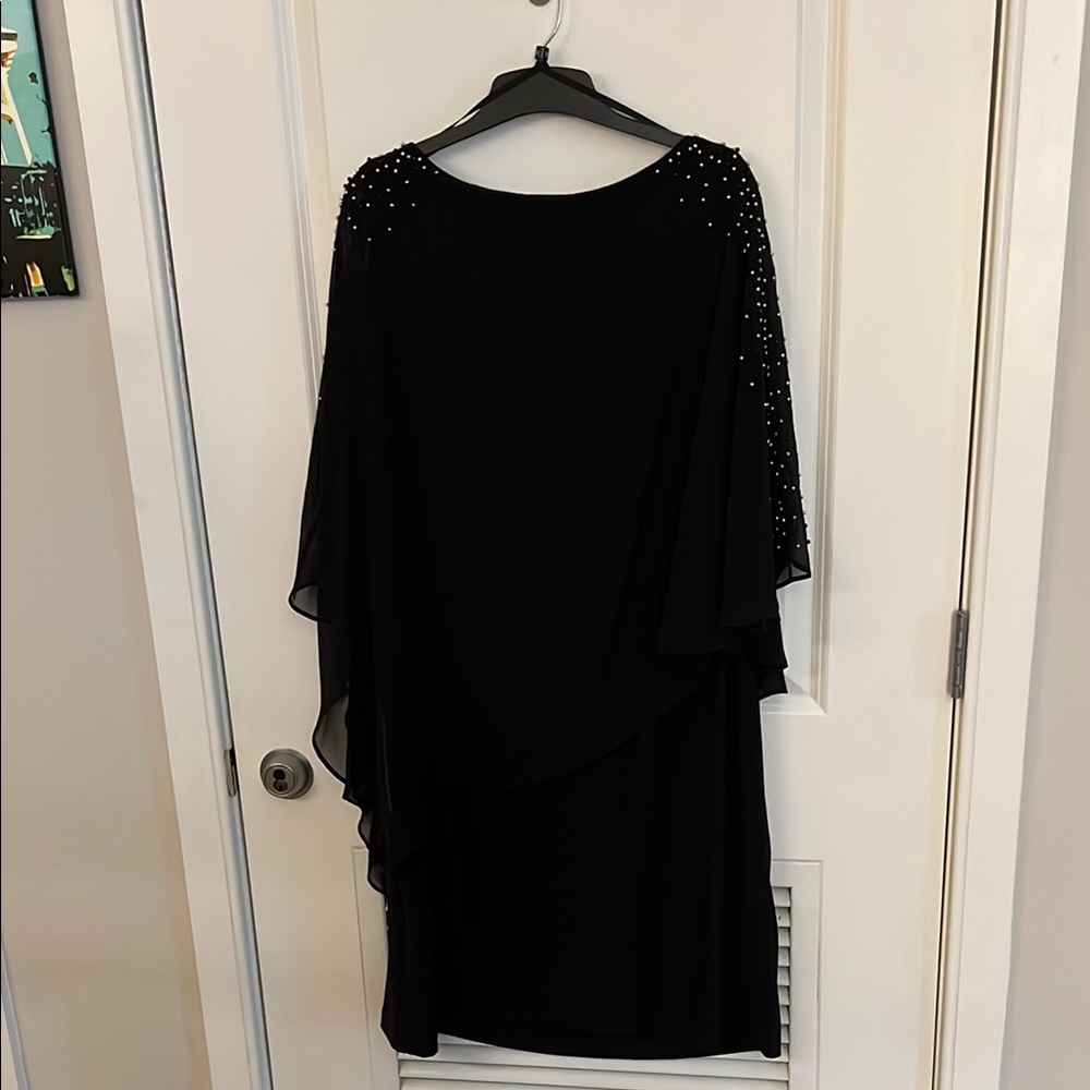 Elegant Black Dress with Studded Details - Picture 2 of 4